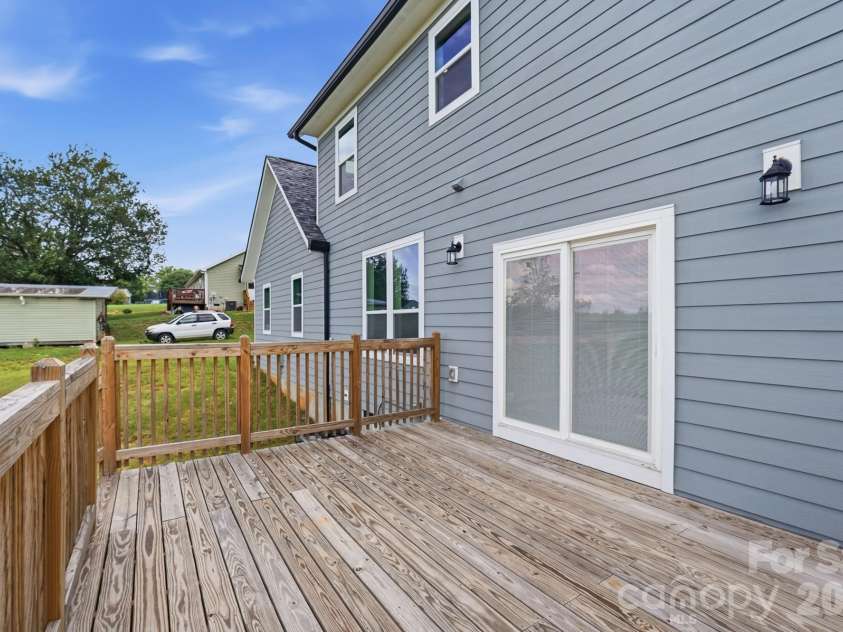 114 Strawberry Court, Lincolnton, NC 28092.  MLS# CAR4352512, YatesRealty ID 9926. 