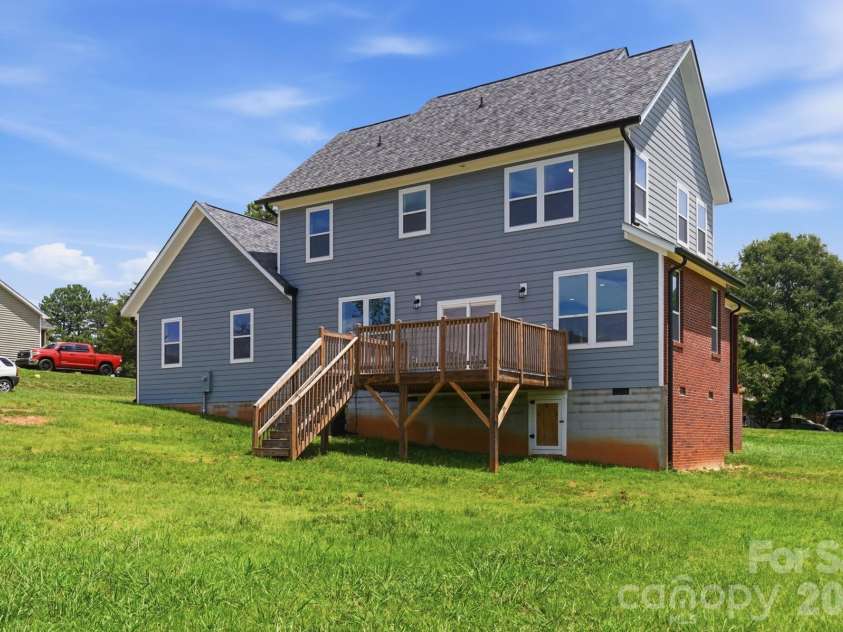 114 Strawberry Court, Lincolnton, NC 28092.  MLS# CAR4352512, YatesRealty ID 9926. 