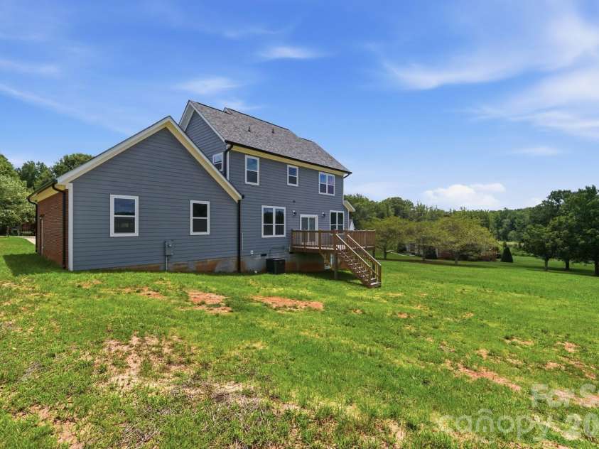 114 Strawberry Court, Lincolnton, NC 28092.  MLS# CAR4352512, YatesRealty ID 9926. 