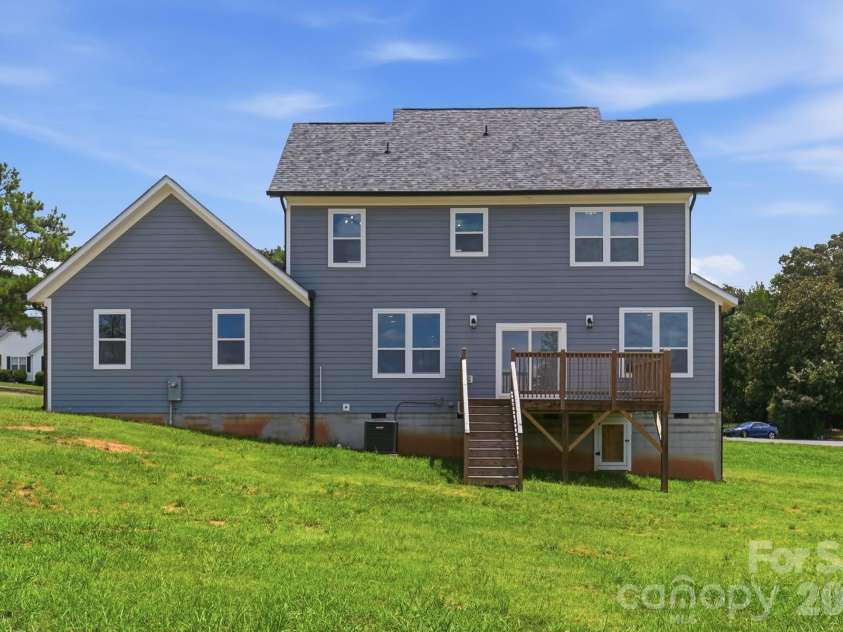 114 Strawberry Court, Lincolnton, NC 28092.  MLS# CAR4352512, YatesRealty ID 9926. 