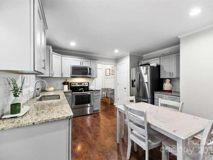 619 Archibald Road, Concord, NC 28025.  MLS# CAR4251795, YatesRealty ID 9927. Updated kitchen