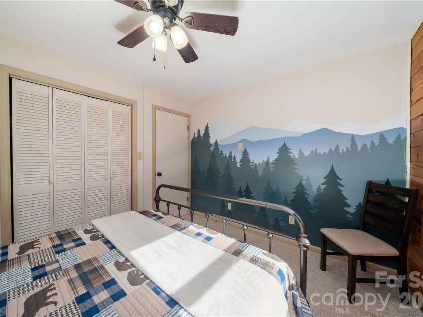 37 Cherokee Trail, Fletcher, NC 28732.  MLS# CAR4357676, YatesRealty ID 9928. Bonus room with mountain mural