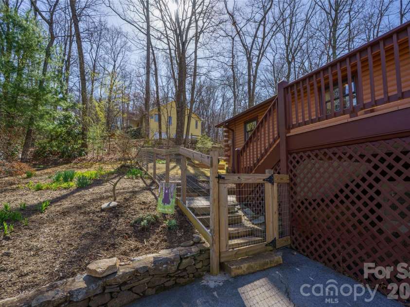 37 Cherokee Trail, Fletcher, NC 28732.  MLS# CAR4357676, YatesRealty ID 9928. Gated and fenced for pets 