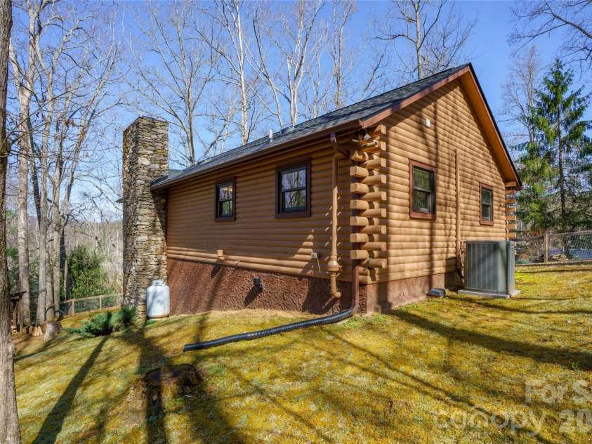 37 Cherokee Trail, Fletcher, NC 28732.  MLS# CAR4357676, YatesRealty ID 9928. Space to garden and low maintenance yard