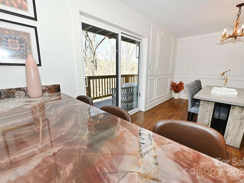 549 Clubhouse Drive, Banner Elk, NC 28604.  MLS# CAR4191291, YatesRealty ID 9928. 