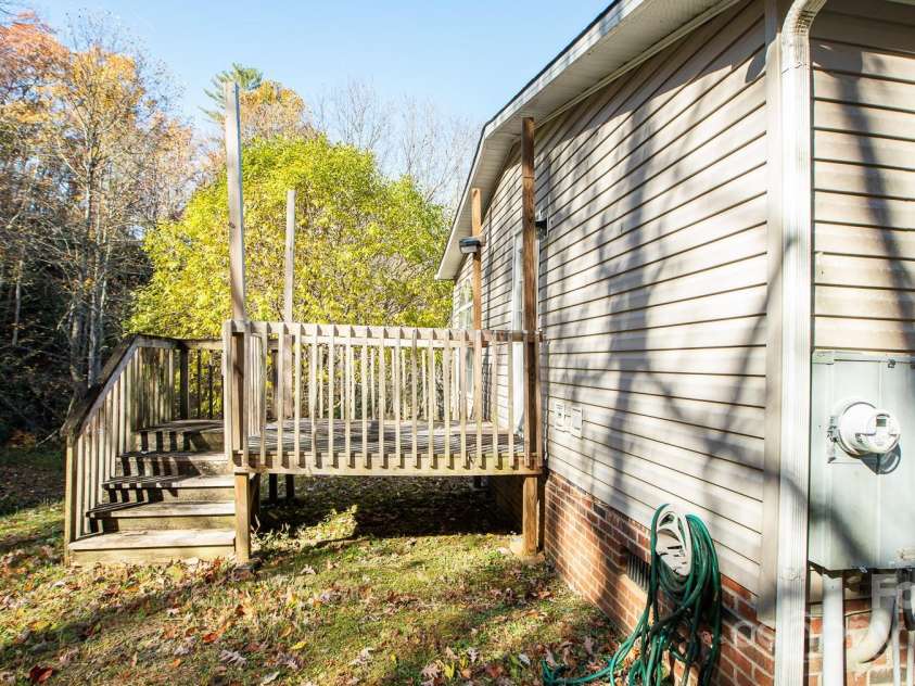 4150 Bristol Place, Collettsville, NC 28611.  MLS# CAR4327026, YatesRealty ID 993. 