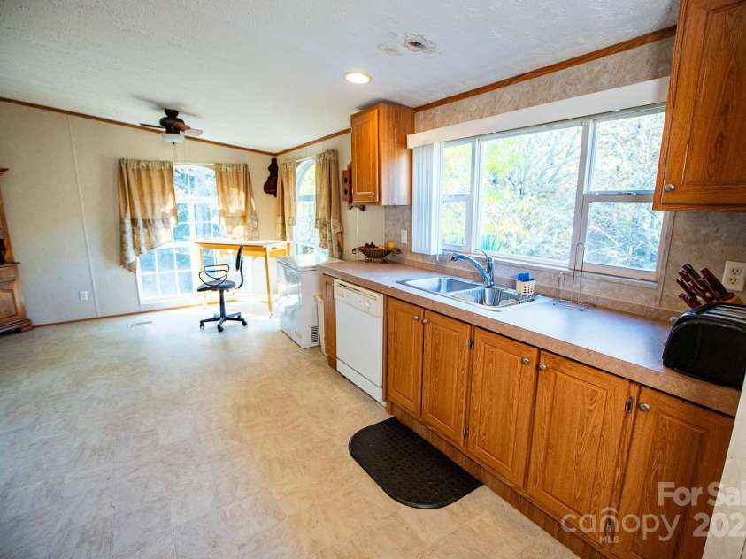 4150 Bristol Place, Collettsville, NC 28611.  MLS# CAR4327026, YatesRealty ID 993. 