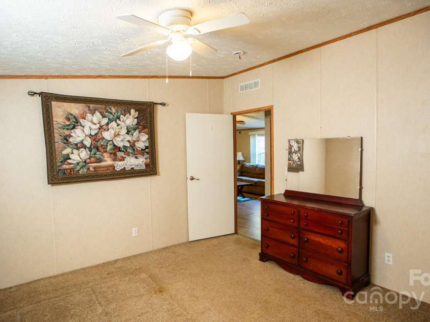 4150 Bristol Place, Collettsville, NC 28611.  MLS# CAR4327026, YatesRealty ID 993. 