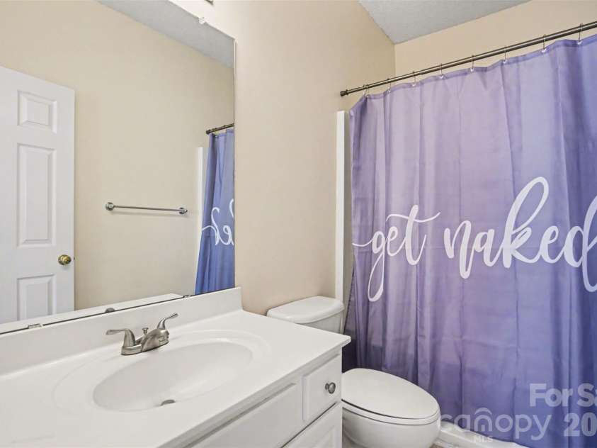 3315 Summerfield Ridge Lane, Matthews, NC 28105.  MLS# CAR4365181, YatesRealty ID 9931. 