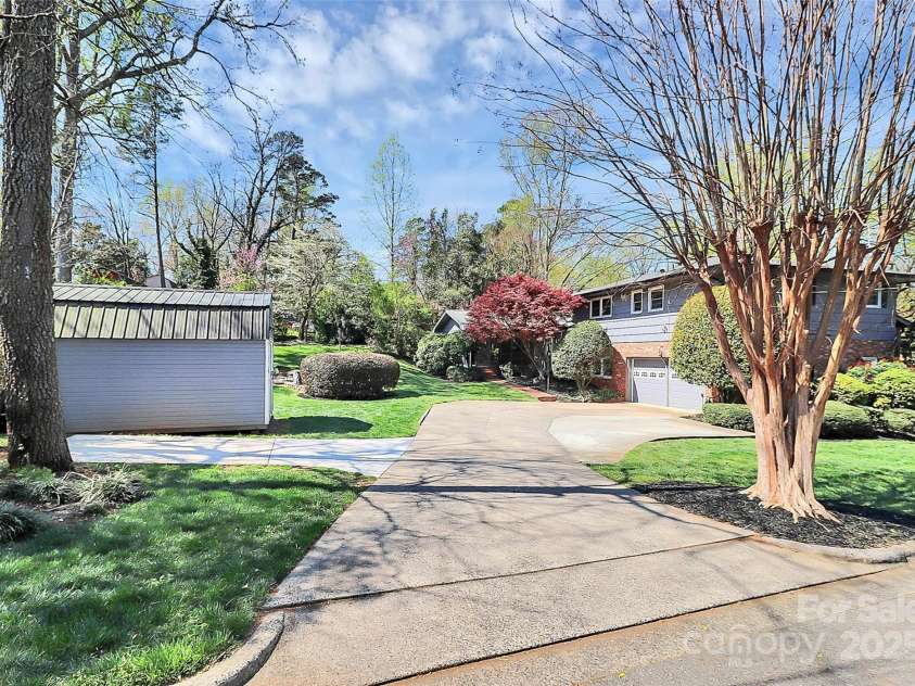 501 Eastwood Drive, Gastonia, NC 28054.  MLS# CAR4240205, YatesRealty ID 9931. 