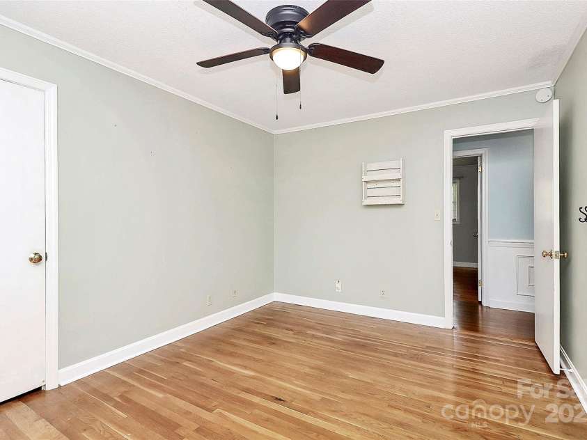 501 Eastwood Drive, Gastonia, NC 28054.  MLS# CAR4240205, YatesRealty ID 9931. 