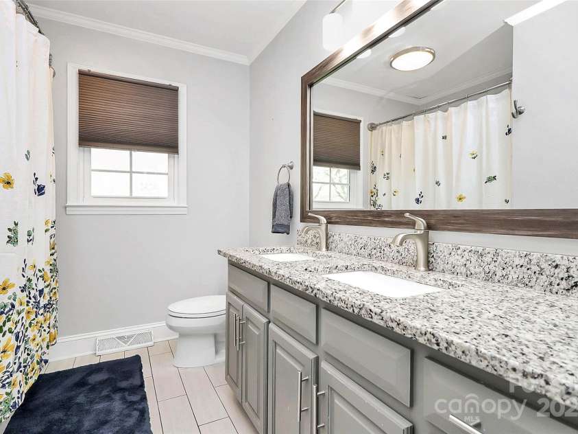 501 Eastwood Drive, Gastonia, NC 28054.  MLS# CAR4240205, YatesRealty ID 9931. 