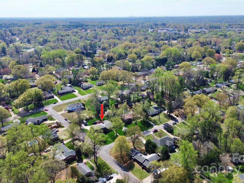 501 Eastwood Drive, Gastonia, NC 28054.  MLS# CAR4240205, YatesRealty ID 9931. 
