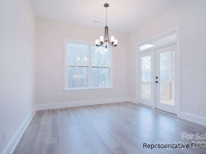122 Huntcliff Drive, Statesville, NC 28677.  MLS# CAR4248218, YatesRealty ID 9932. 