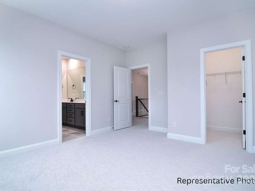 122 Huntcliff Drive, Statesville, NC 28677.  MLS# CAR4248218, YatesRealty ID 9932. 