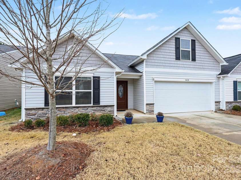 1410 Amberlight Circle, Salisbury, NC 28144.  MLS# CAR4333002, YatesRealty ID 9932. 