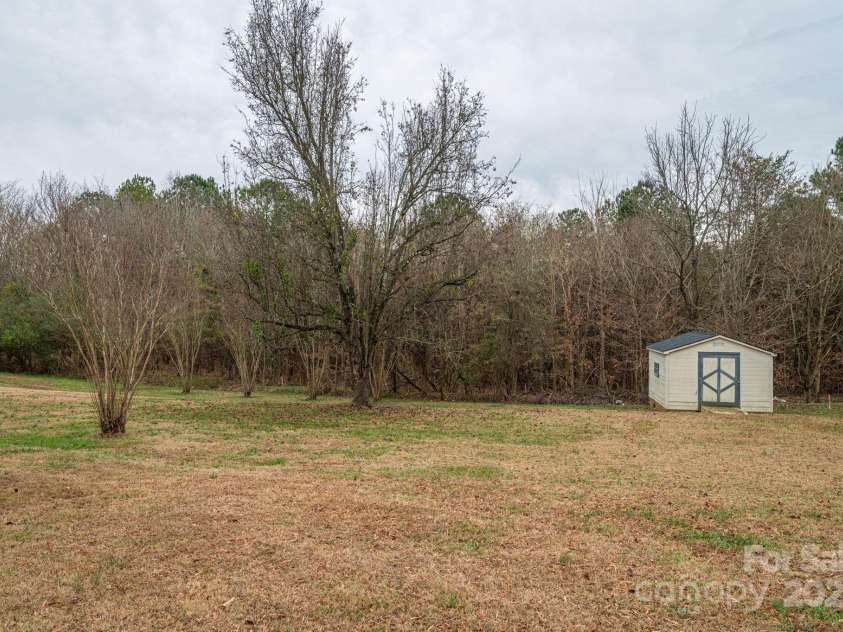 113 Old Stagecoach Road, Lawndale, NC 28090.  MLS# CAR4327778, YatesRealty ID 9933. 