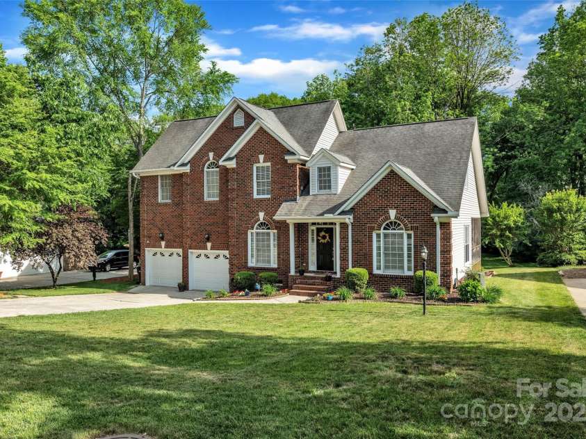 5775 Monticello Drive, Concord, NC 28027.  MLS# CAR4249959, YatesRealty ID 9933. 