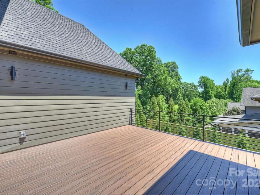 3473 Willow Oak Road, Charlotte, NC 28209.  MLS# CAR4247544, YatesRealty ID 9934. 