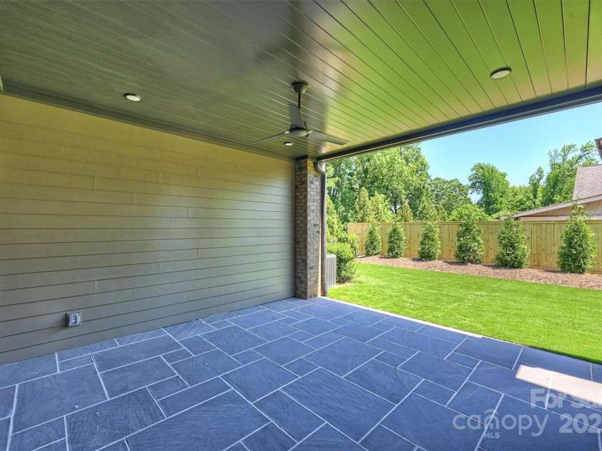 3473 Willow Oak Road, Charlotte, NC 28209.  MLS# CAR4247544, YatesRealty ID 9934. 