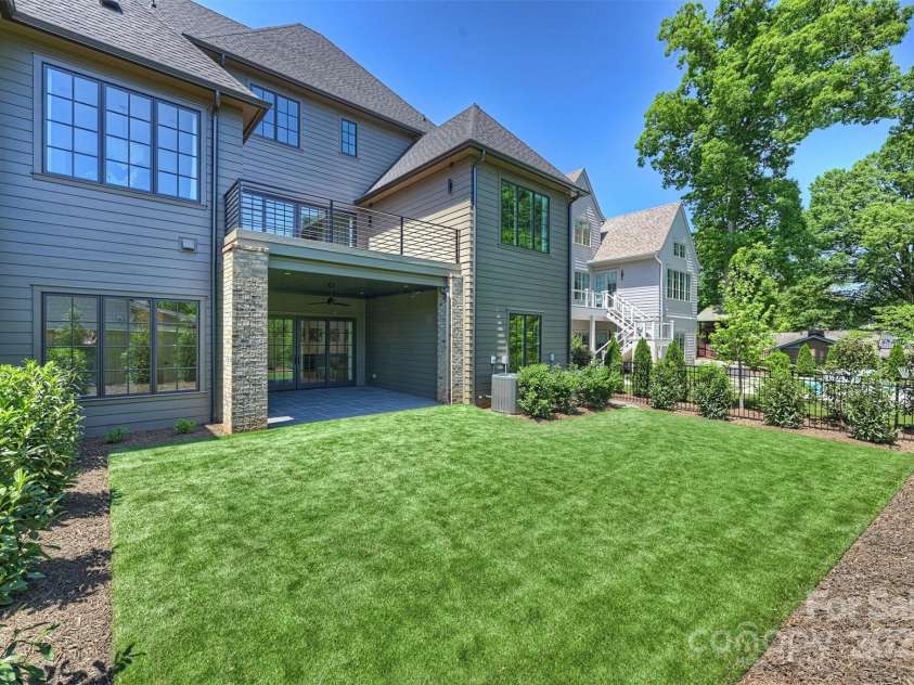 3473 Willow Oak Road, Charlotte, NC 28209.  MLS# CAR4247544, YatesRealty ID 9934. 
