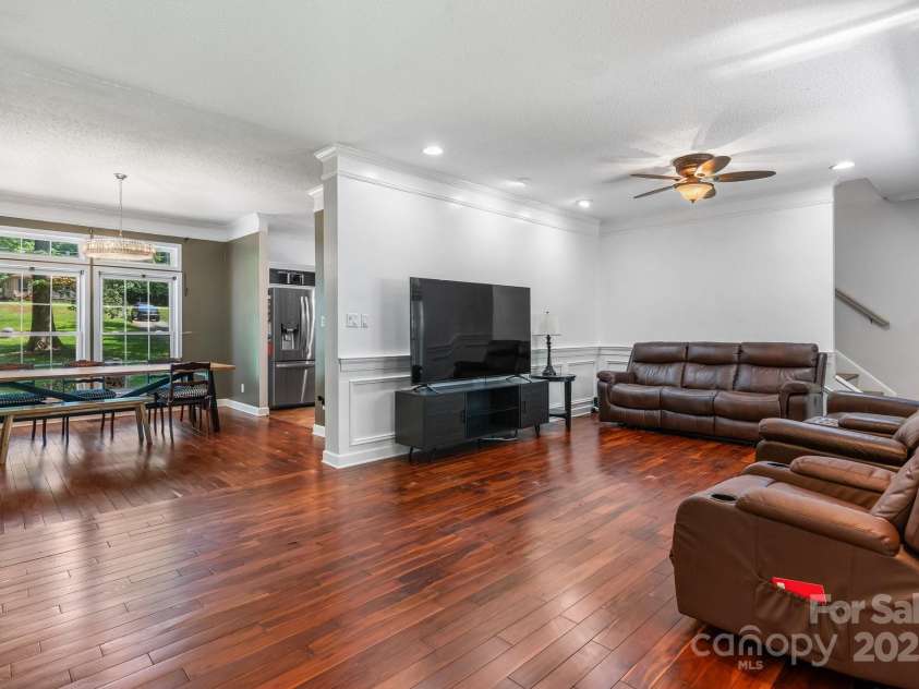 7648 Forest Oak Drive, Denver, NC 28037.  MLS# CAR4276492, YatesRealty ID 9935. 