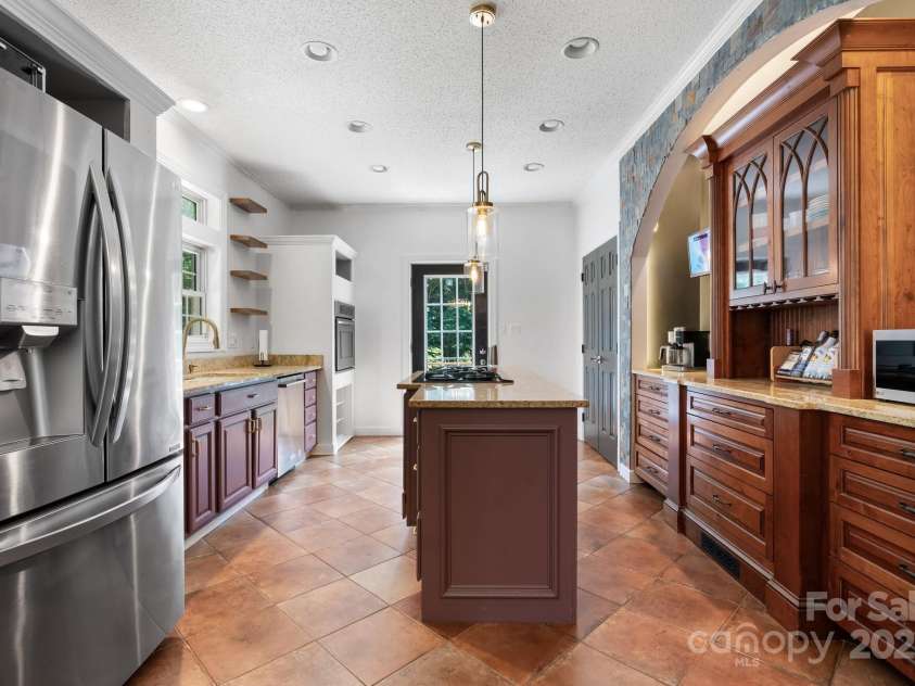 7648 Forest Oak Drive, Denver, NC 28037.  MLS# CAR4276492, YatesRealty ID 9935. 