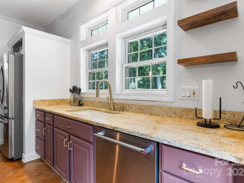 7648 Forest Oak Drive, Denver, NC 28037.  MLS# CAR4276492, YatesRealty ID 9935. 