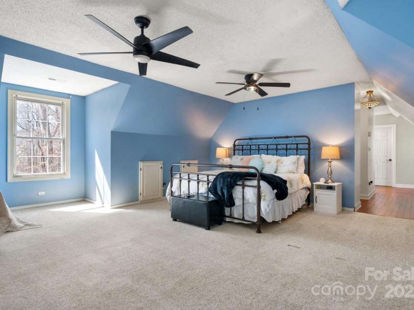 7648 Forest Oak Drive, Denver, NC 28037.  MLS# CAR4276492, YatesRealty ID 9935. 