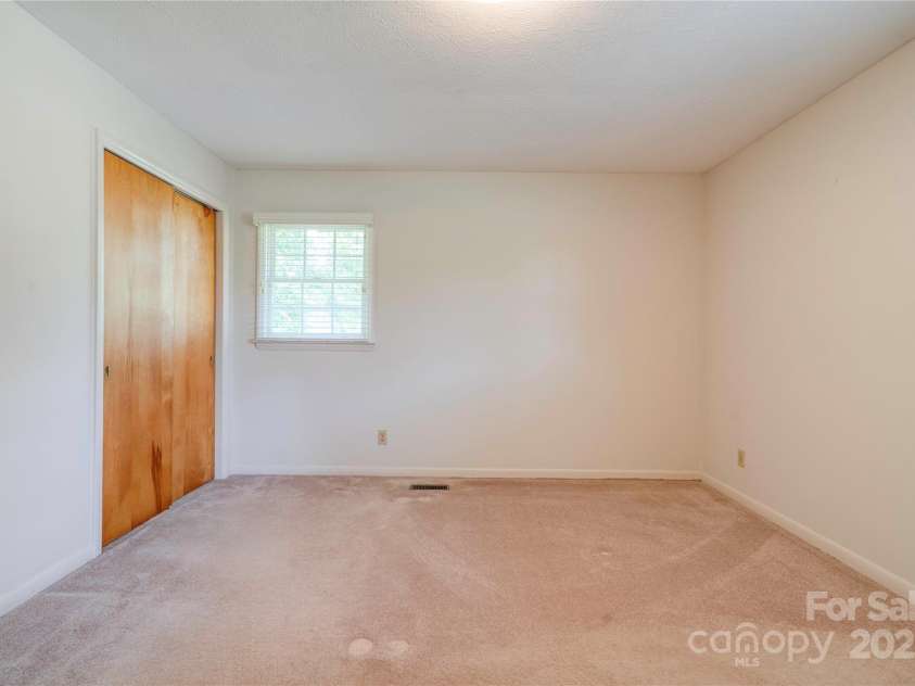 4029 Fallston Road, Shelby, NC 28150.  MLS# CAR4306182, YatesRealty ID 9936. Bedroom 4