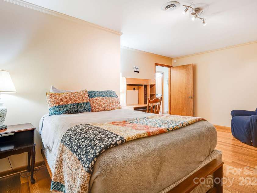 620 Mason Branch Road, Bryson City, NC 28713.  MLS# CAR4246489, YatesRealty ID 9936. 2nd bedroom-Main level