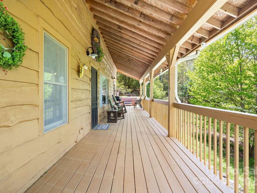 620 Mason Branch Road, Bryson City, NC 28713.  MLS# CAR4246489, YatesRealty ID 9936. 