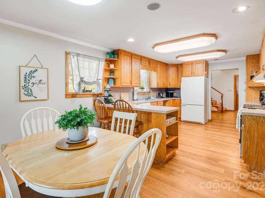 620 Mason Branch Road, Bryson City, NC 28713.  MLS# CAR4246489, YatesRealty ID 9936. 