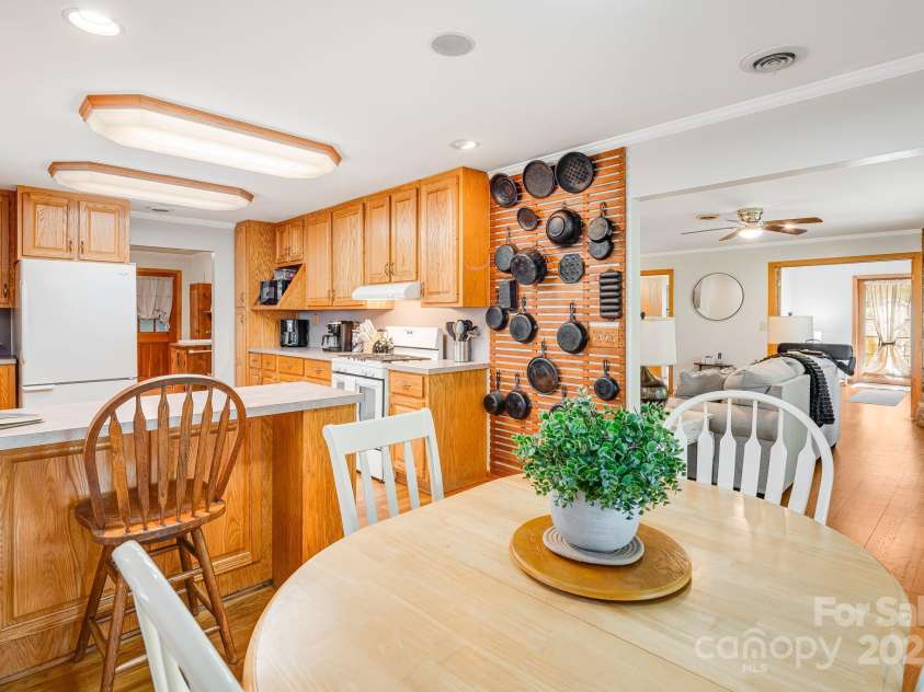 620 Mason Branch Road, Bryson City, NC 28713.  MLS# CAR4246489, YatesRealty ID 9936. 