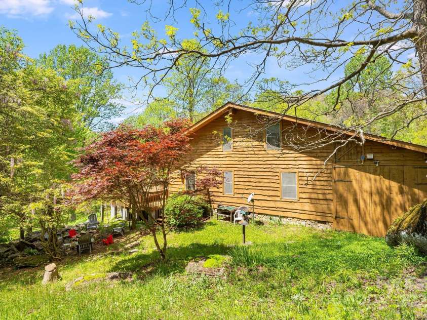 620 Mason Branch Road, Bryson City, NC 28713.  MLS# CAR4246489, YatesRealty ID 9936. 