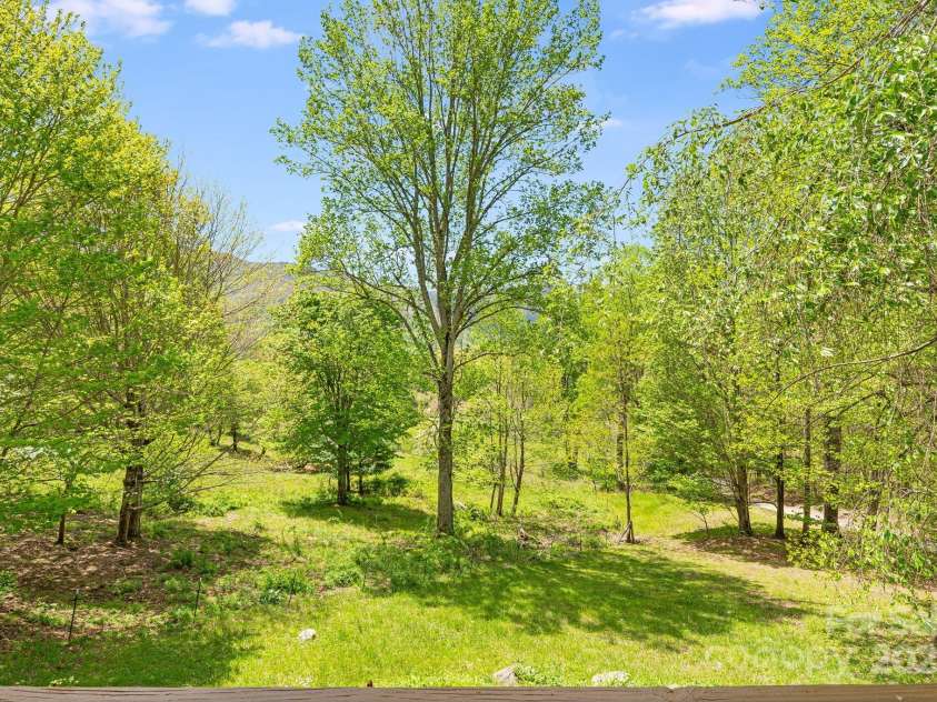 620 Mason Branch Road, Bryson City, NC 28713.  MLS# CAR4246489, YatesRealty ID 9936. 