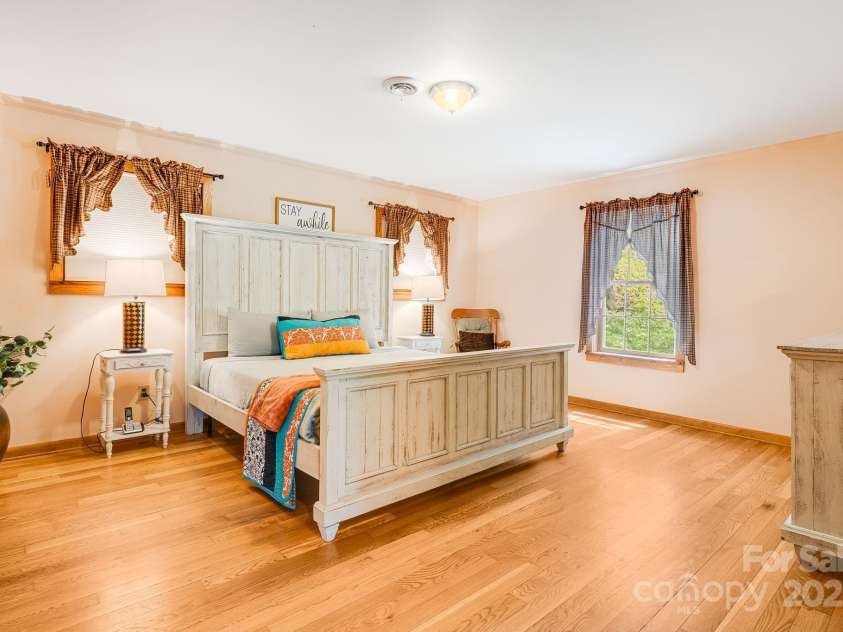 620 Mason Branch Road, Bryson City, NC 28713.  MLS# CAR4246489, YatesRealty ID 9936. Primary bedroom-Main level