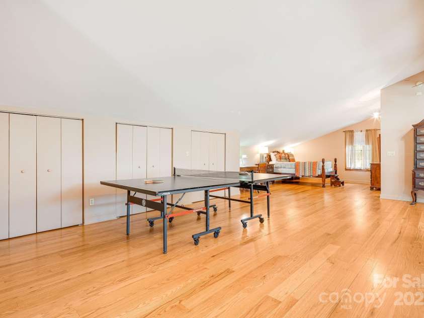 620 Mason Branch Road, Bryson City, NC 28713.  MLS# CAR4246489, YatesRealty ID 9936. Upstairs game room/rec room