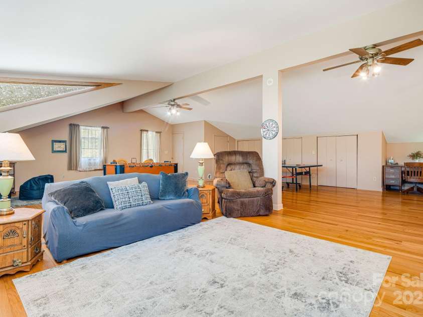 620 Mason Branch Road, Bryson City, NC 28713.  MLS# CAR4246489, YatesRealty ID 9936. Upstairs game room/rec room