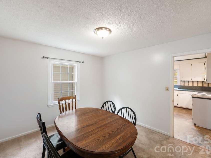 1107 Hardin Drive, Shelby, NC 28150.  MLS# CAR4364752, YatesRealty ID 9938. 