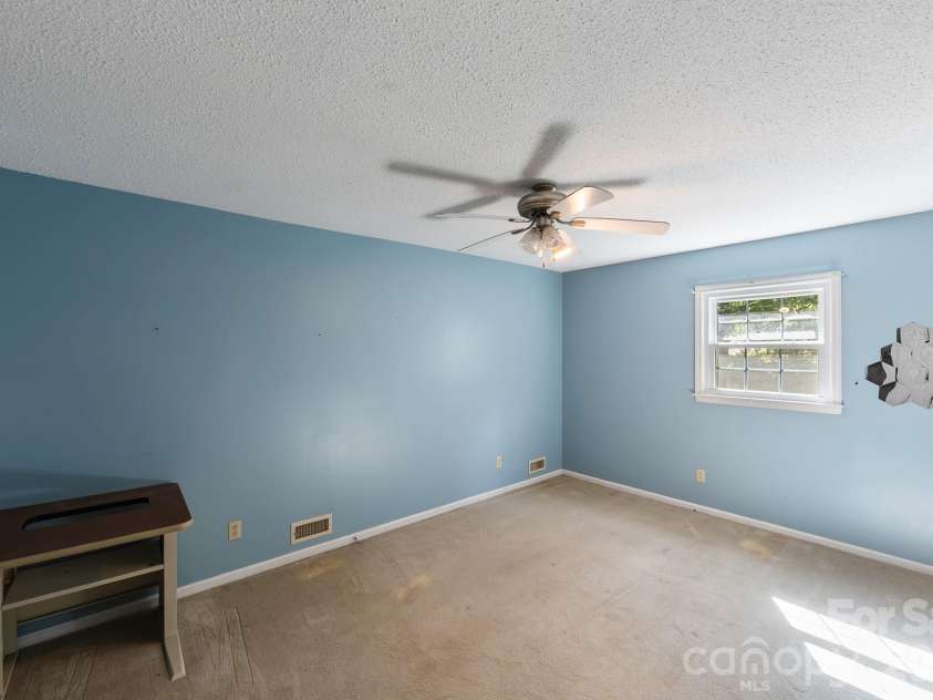 1107 Hardin Drive, Shelby, NC 28150.  MLS# CAR4364752, YatesRealty ID 9938. 