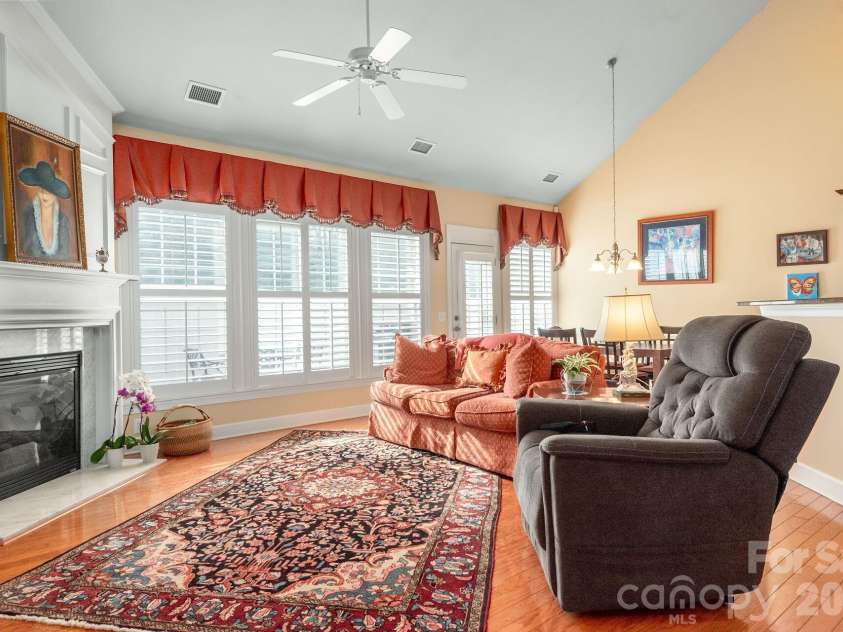 8124 Oratorio Place, Charlotte, NC 28270.  MLS# CAR4350874, YatesRealty ID 9940. 