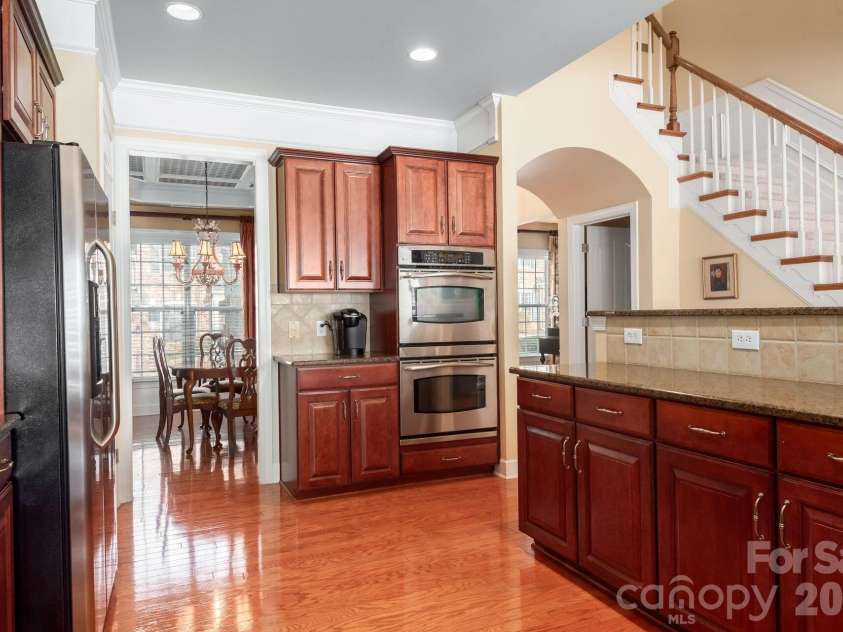 8124 Oratorio Place, Charlotte, NC 28270.  MLS# CAR4350874, YatesRealty ID 9940. 