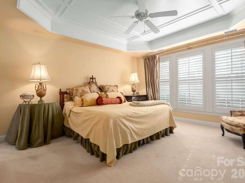 8124 Oratorio Place, Charlotte, NC 28270.  MLS# CAR4350874, YatesRealty ID 9940. 