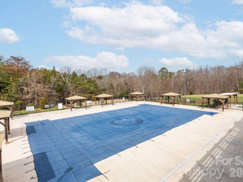 8124 Oratorio Place, Charlotte, NC 28270.  MLS# CAR4350874, YatesRealty ID 9940. 