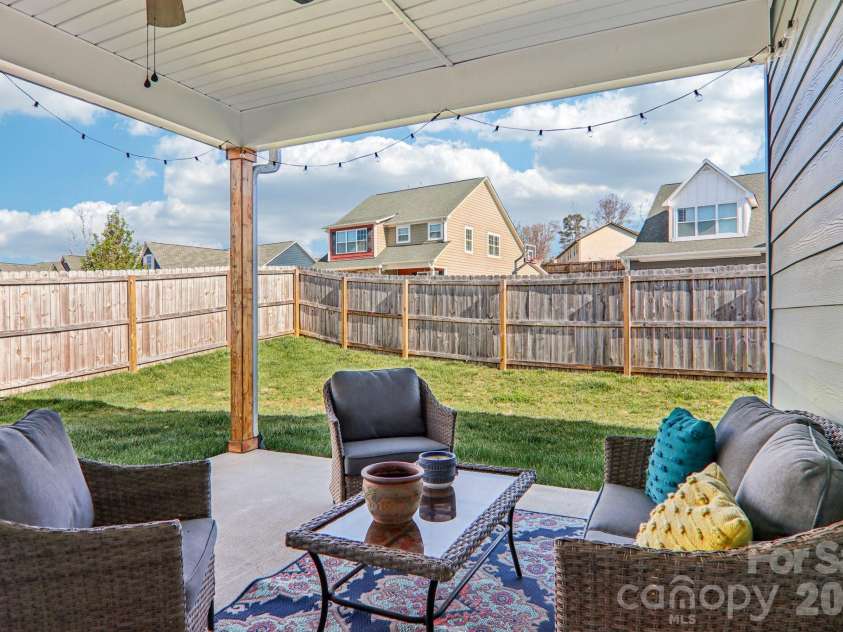 3 Montaugue Street, Arden, NC 28704.  MLS# CAR4361194, YatesRealty ID 9942. 