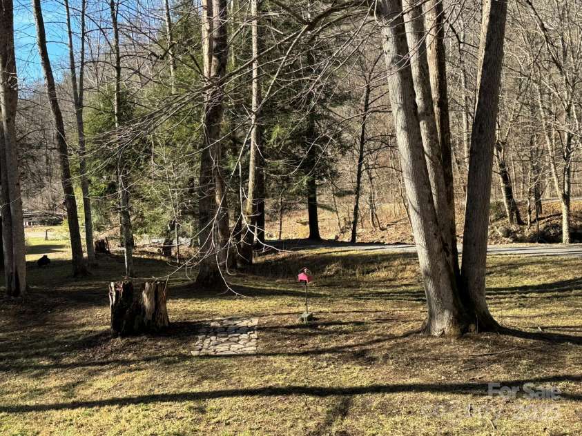 80 Larkspur Lane, Cullowhee, NC 28723.  MLS# CAR4328711, YatesRealty ID 9943. 