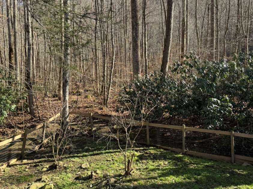 80 Larkspur Lane, Cullowhee, NC 28723.  MLS# CAR4328711, YatesRealty ID 9943. 