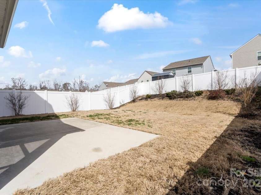 439 Newfound Hollow Drive, Charlotte, NC 28214.  MLS# CAR4230472, YatesRealty ID 9946. Backyard