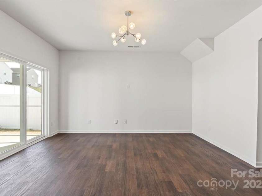439 Newfound Hollow Drive, Charlotte, NC 28214.  MLS# CAR4230472, YatesRealty ID 9946. Living Room